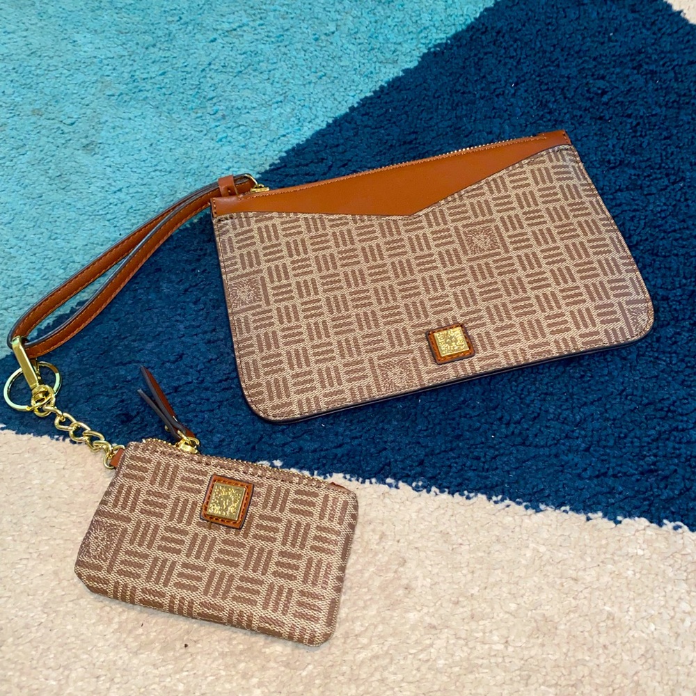 Anne Klein wristlet with coin purse